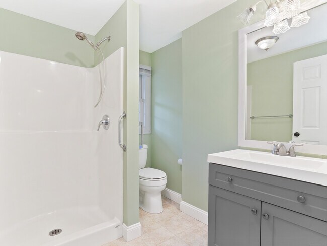 Building Photo - 107 Black Rock Tpke