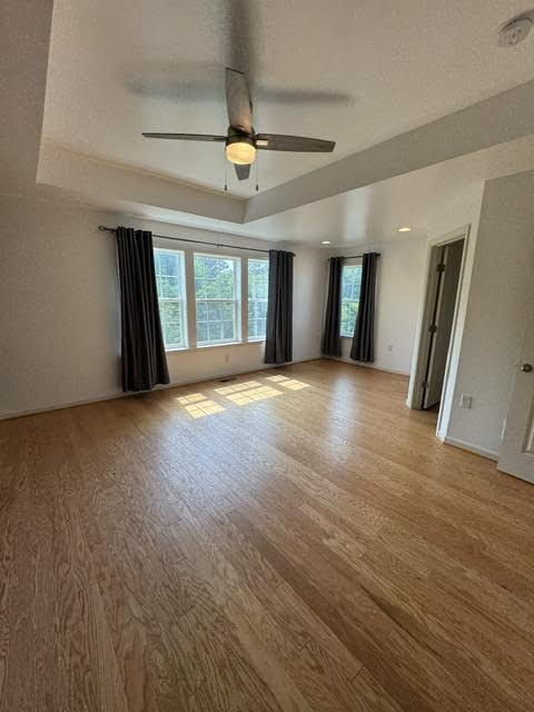 Building Photo - Modern End-Unit Townhome – Solar Powered, Garage, Pet Friendly, and HOA Amenities Included