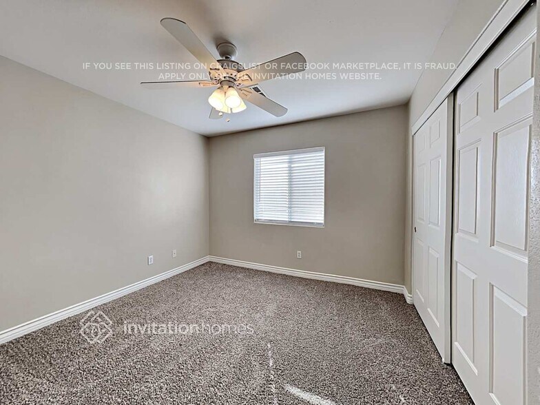 Building Photo - 5213 Los Pinos St