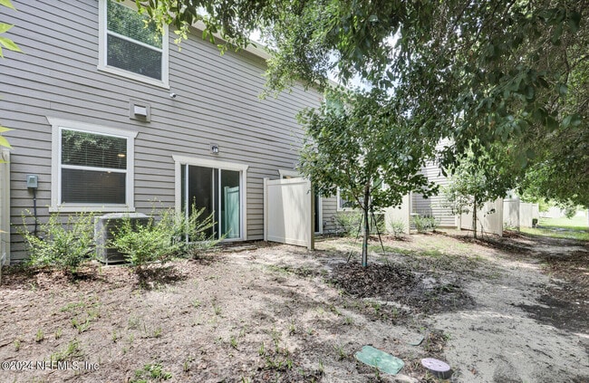 Building Photo - 11833 Junegrass Rd