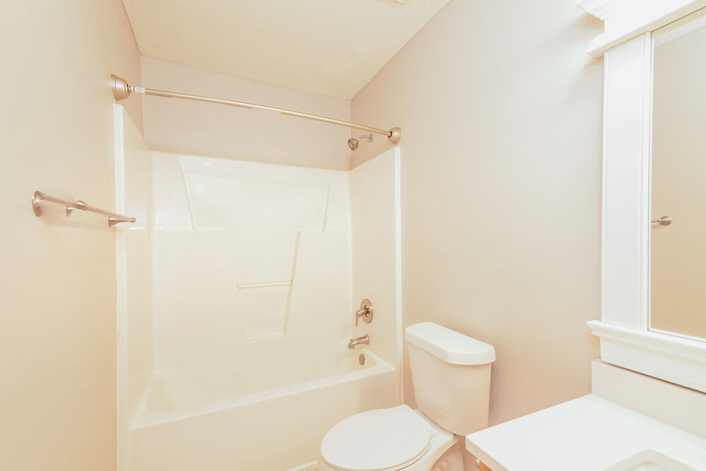 Building Photo - 1256 Grovewood Dr