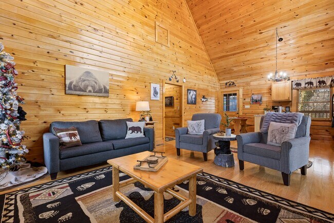 Building Photo - 1810 Trout Way