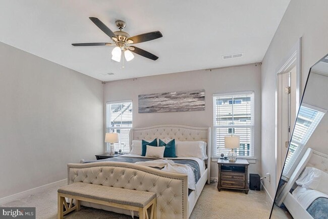 Building Photo - 10948 St Patricks Pk Aly