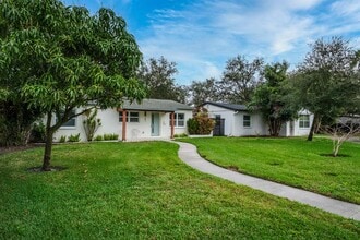 Building Photo - 781 40th Ave NE