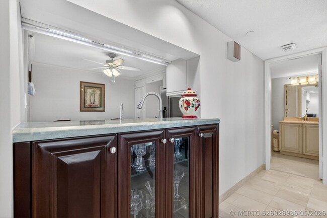 Building Photo - 3420 S Ocean Blvd