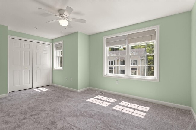 Building Photo - 3 Sandpiper Way