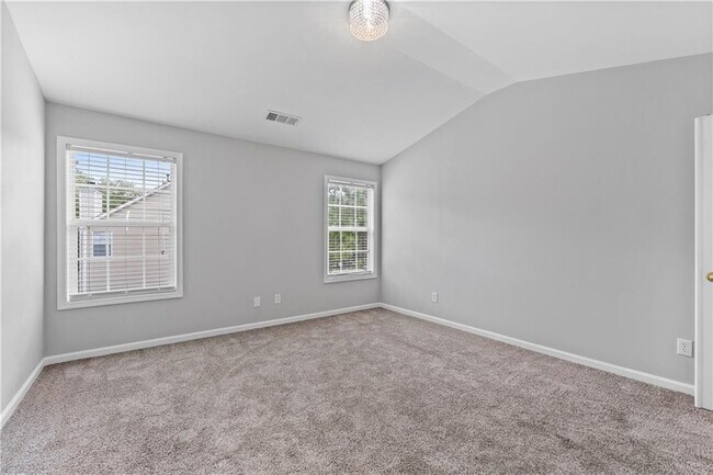 Building Photo - 4419 Silver Ridge Way SW