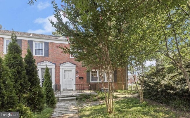 Primary Photo - 1425 E Joppa Rd