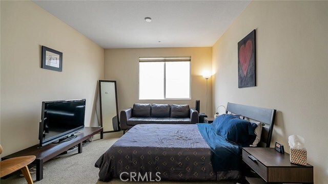 Building Photo - 13021 Central Ave