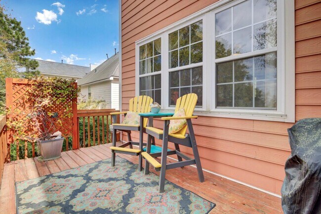 Building Photo - 1428 Bloomingdale Ln