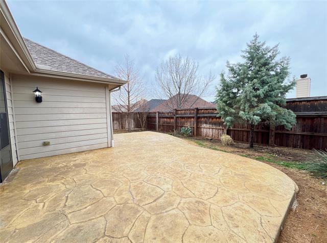 Building Photo - 505 Maverick Dr