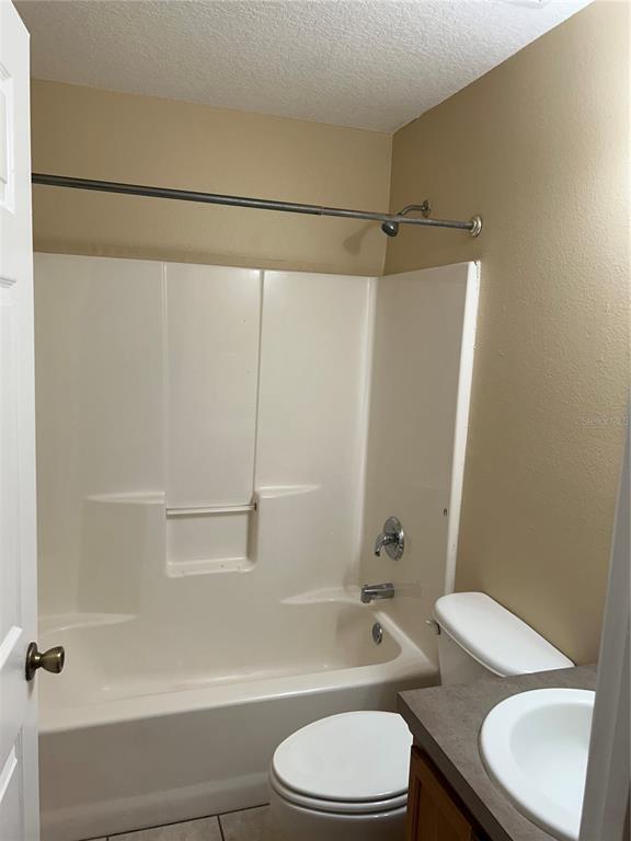 Building Photo - 626 Brooke Ct