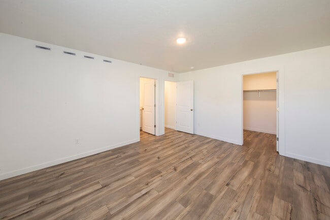Building Photo - 11144 Maroon Bells Dr