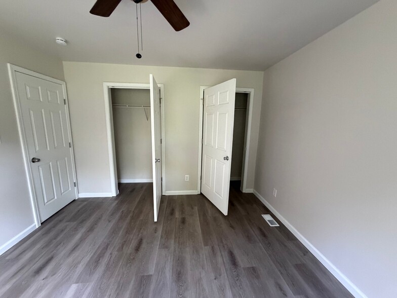Building Photo - 116 Grether Ave