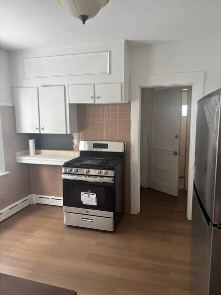 Building Photo - 75 Pixlee Pl