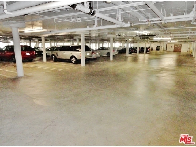 Building Photo - 2BD Condo in Silicon Beach Area Available ...