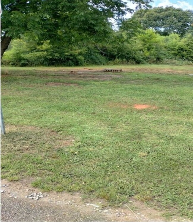 Building Photo - Beautiful Vacant Lot for Your Mobile Home ...