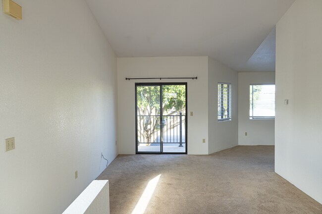 Building Photo - 3826 Shasta St