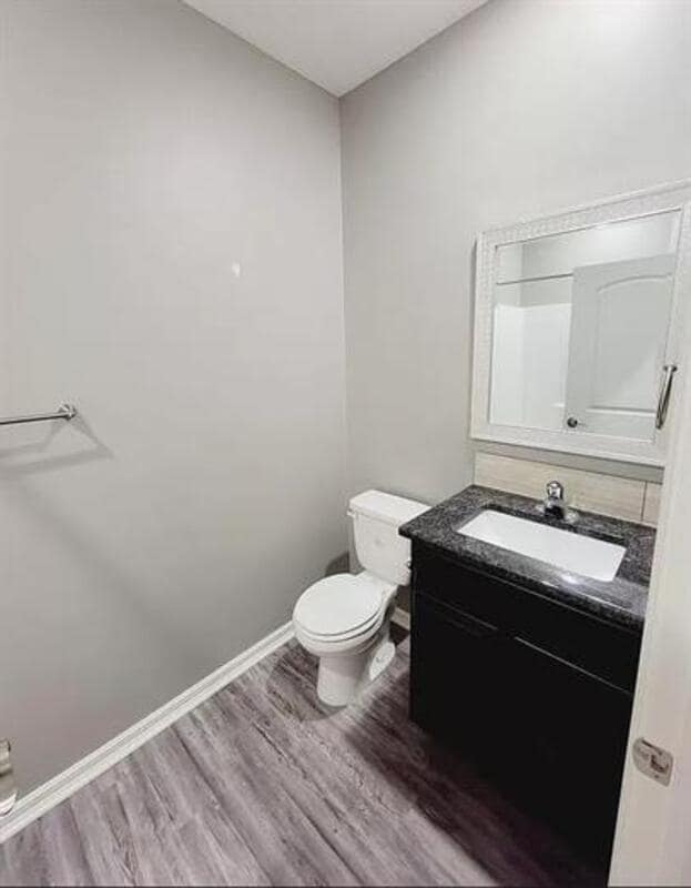 Building Photo - 5308 N Cypress Dr