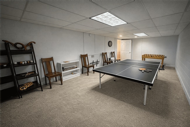 Building Photo - 2470 Crooked Lake Rd