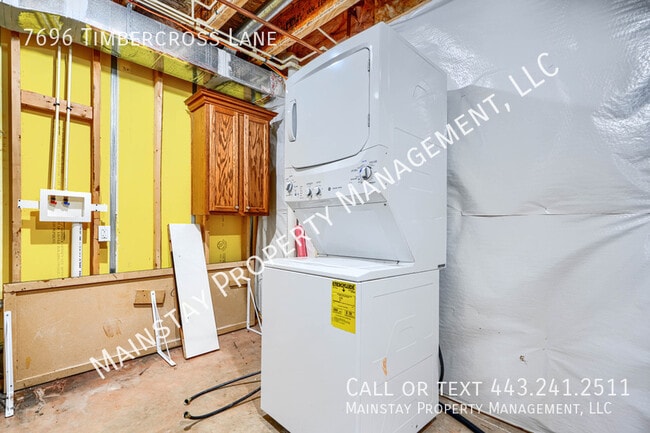 Building Photo - 7696 Timbercross Ln