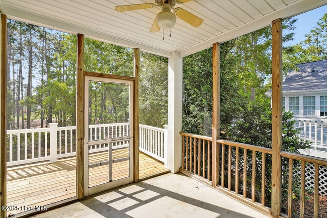 Building Photo - 3185 Wexford Way