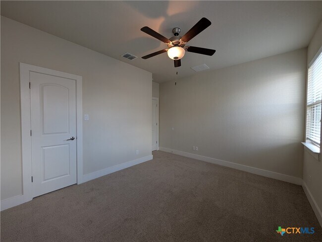 Building Photo - 737 Milestone Pk