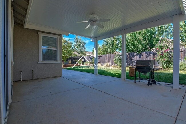 Building Photo - Beautiful 3bd/2ba Rancho Cordova Home-Must See!