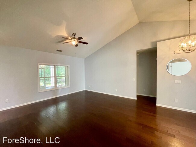 Building Photo - 3 br, 2 bath House - 16 Wyndham Dr.