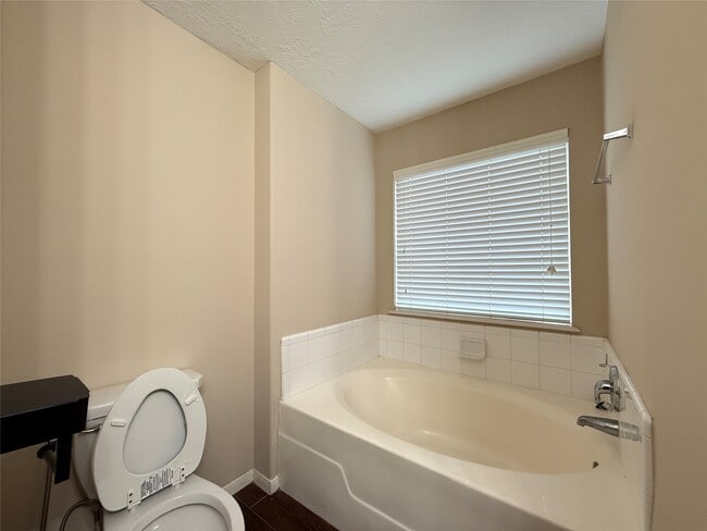 Building Photo - 19318 Grand Colony Ct