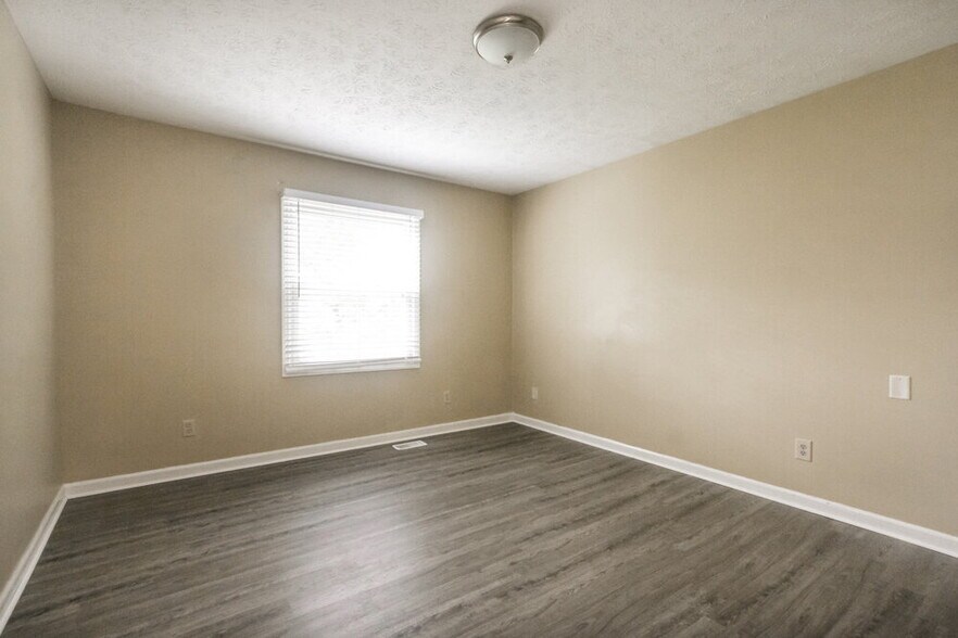 Building Photo - 1112 Delray Dr