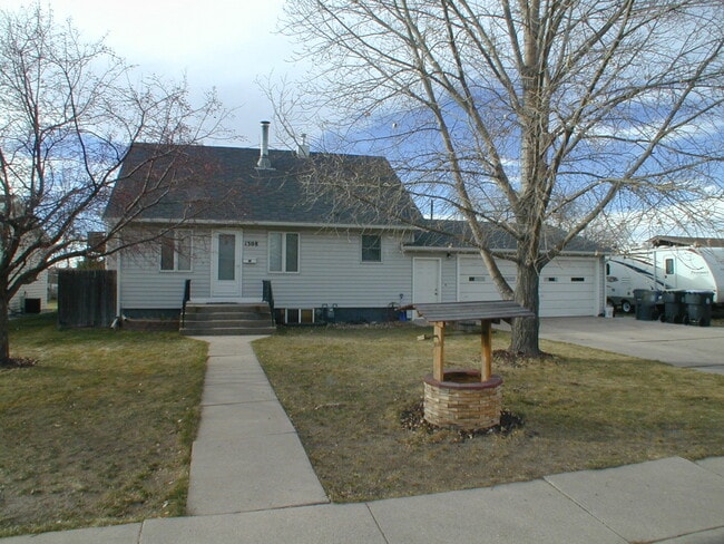 Primary Photo - House For Lease