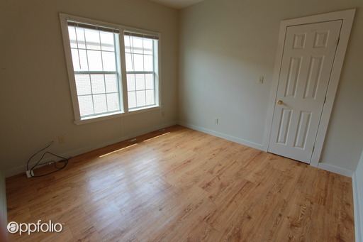 Building Photo - 104 N Greenleaf St