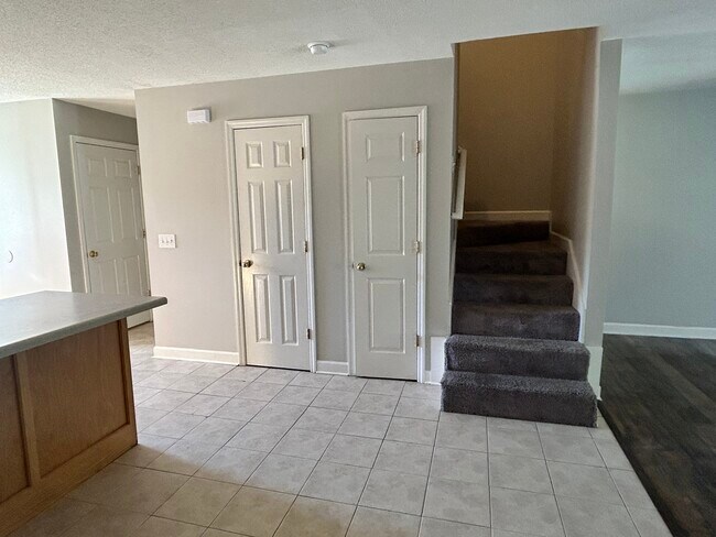 Two storage closets - 2702 Lantern Walk SE