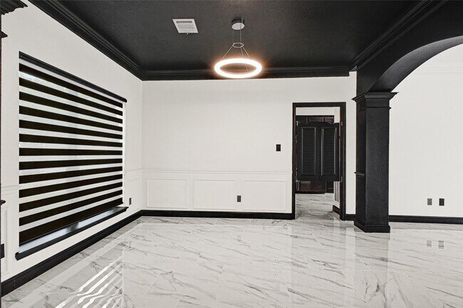 Building Photo - 11915 Helene Ct