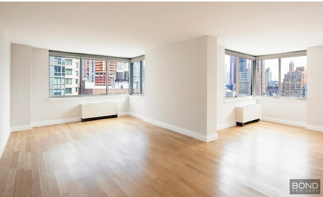 Primary Photo - 776 Sixth Avenue
