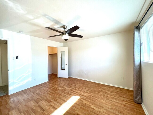 Building Photo - Arcadia-Biltmore area apartment -- MOVE IN...