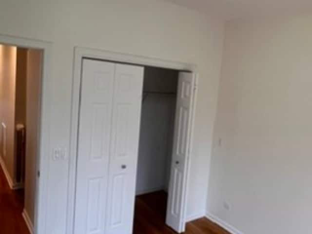 Building Photo - 633 E Bowen Ave