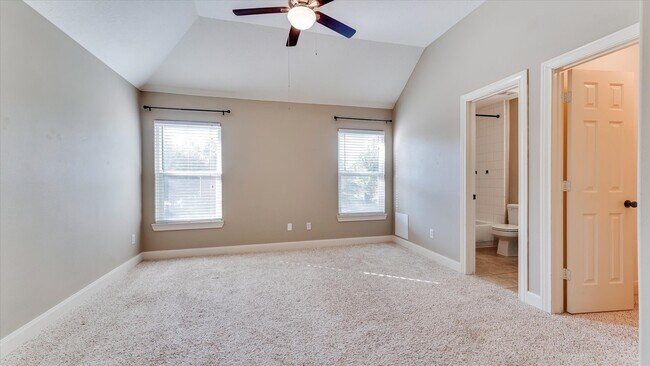 Building Photo - 15603 Twisting Springs Dr