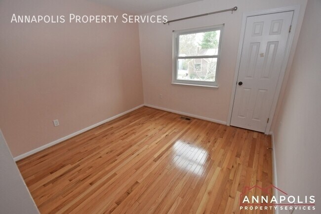 Building Photo - 418 Crane's Roost Ct