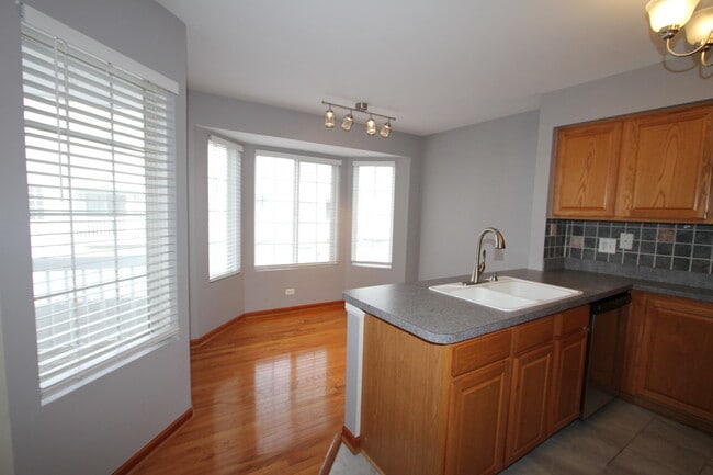 Building Photo - 3162 Cambria Ct