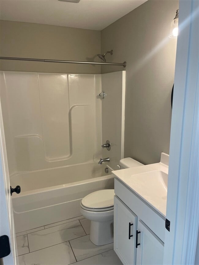 Building Photo - 2992 Laredo Dr