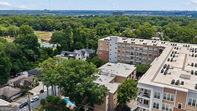 Building Photo - 395 Pharr Rd NE