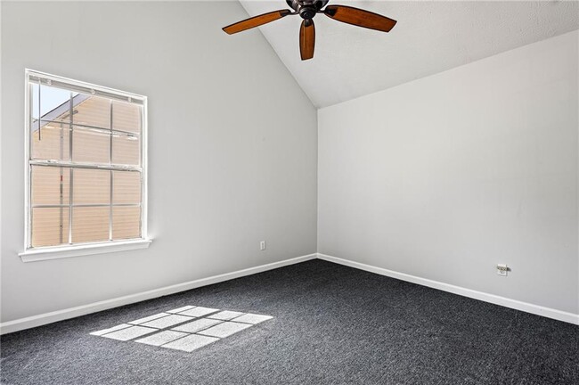 Building Photo - 1297 Quail Hunt Dr