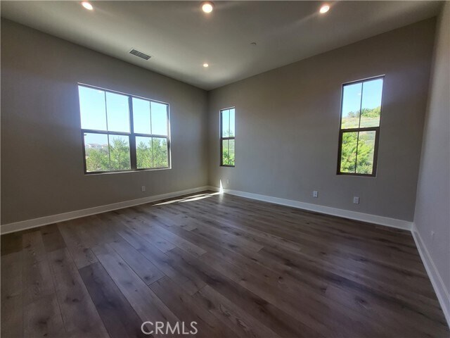 Building Photo - 157 Fairgreen