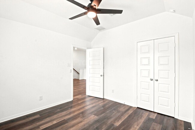 Building Photo - 1202 Vilamoura Ct
