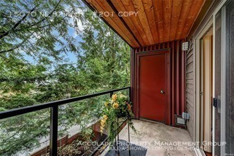 Building Photo - 15070 NE 82nd St
