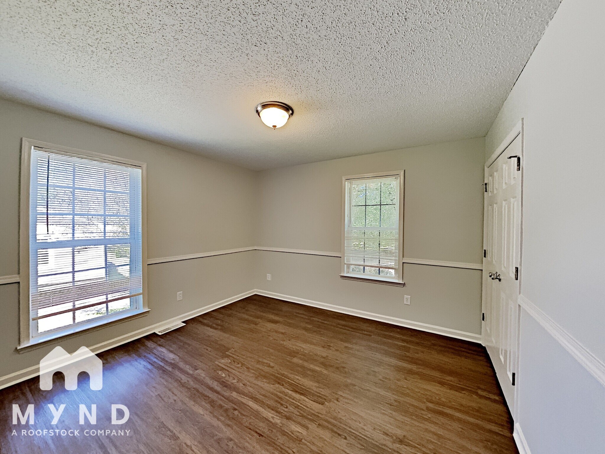 Building Photo - 1518 Lantern Pl