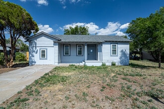 Building Photo - 1808 Magnolia St