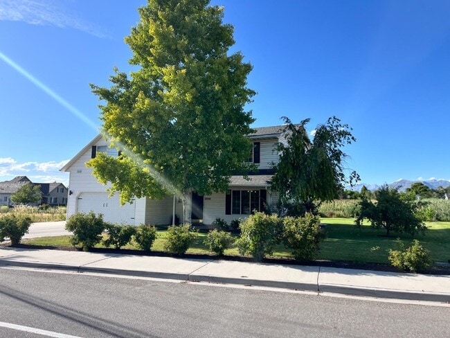 Primary Photo - 2668 W 620 N